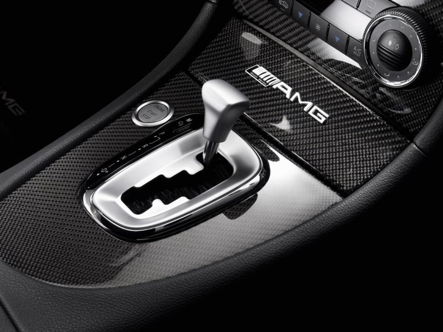  Mercedes-Benz CLK63 AMG Black Edition 2007 года  (фото 60 из 61)